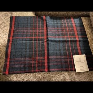 Hearth & Hand Holiday placemats 14x19in
